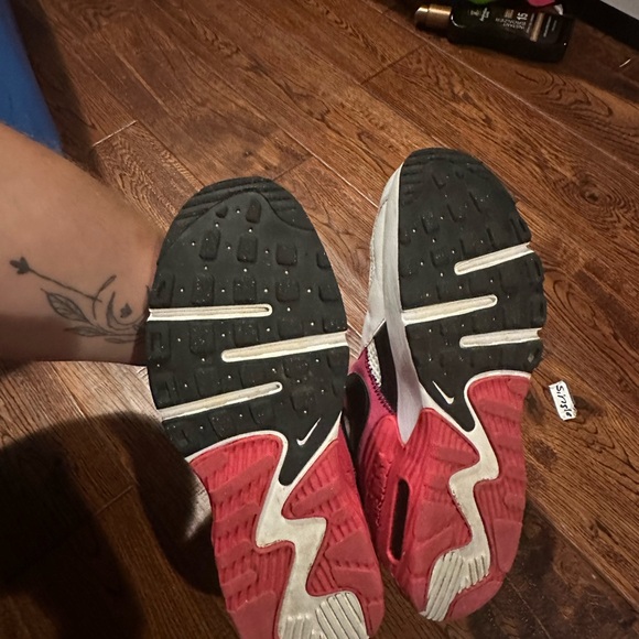 Like new shoes - Picture 2 of 2